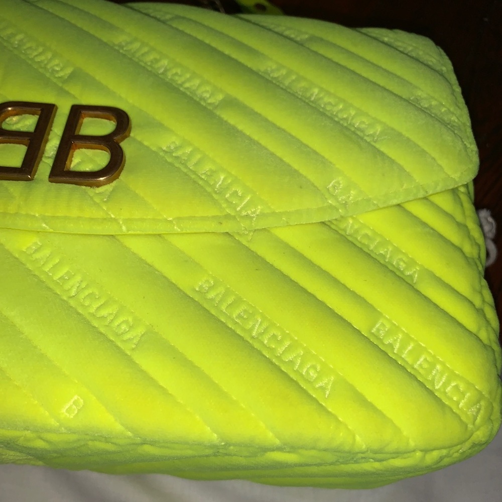 Balenciaga BB Logo Neon Velvet Bag - Picture 3 of 13